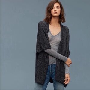 Wilfred Community Ionic Cape